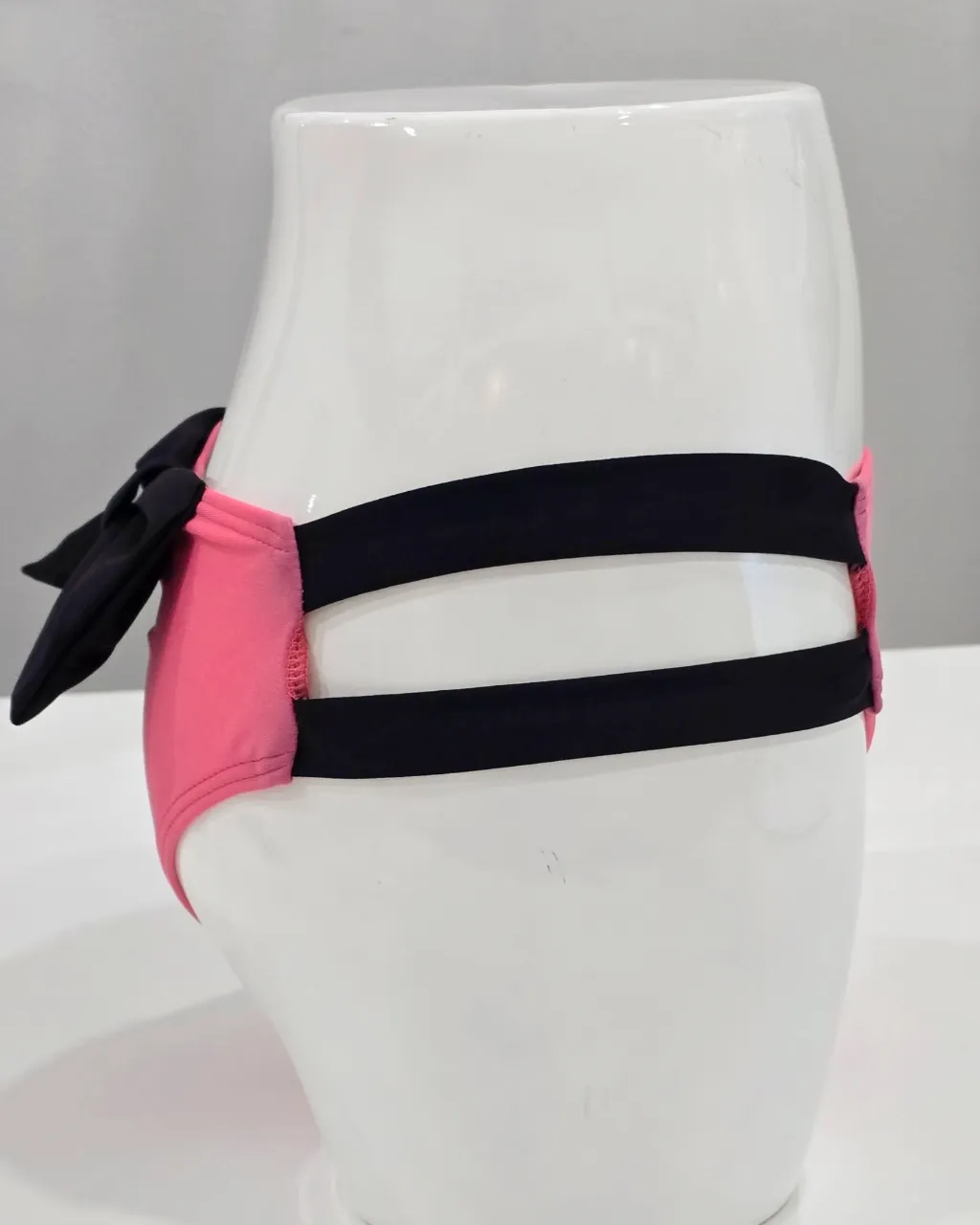 Hot Pink & Black Bikini Bottoms | Back Bow Detail XL NWT — photo 3