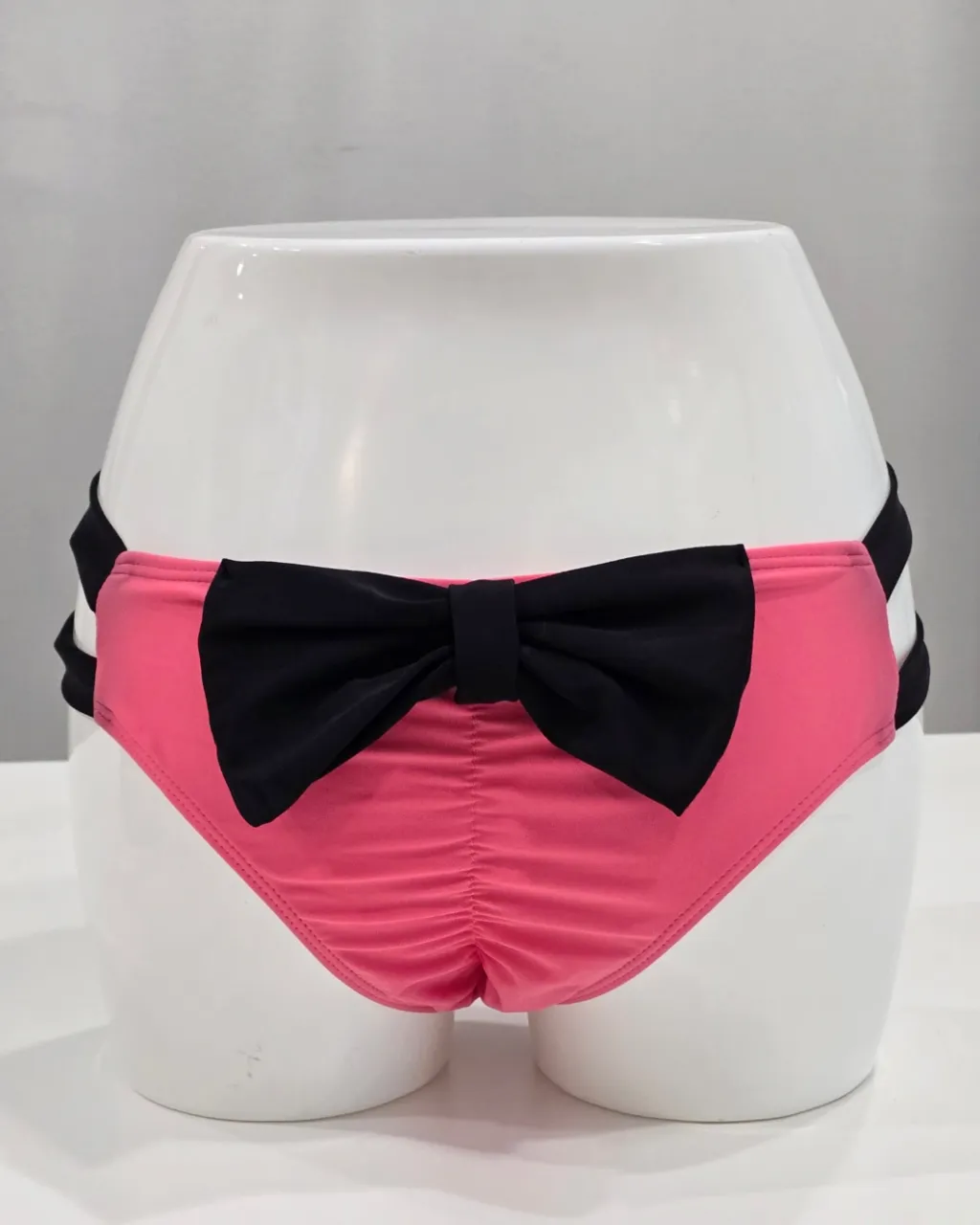 Hot Pink & Black Bikini Bottoms | Back Bow Detail XL NWT — photo 4