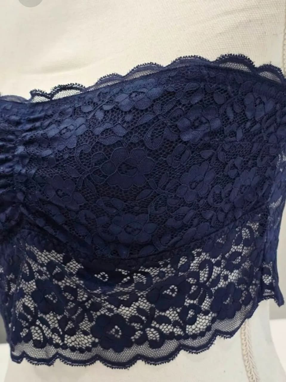 Gilly Hicks ✦ Navy Blue Lace Strapless Bandeau ✦ Scalloped Floral Stretch Fit S — photo 6