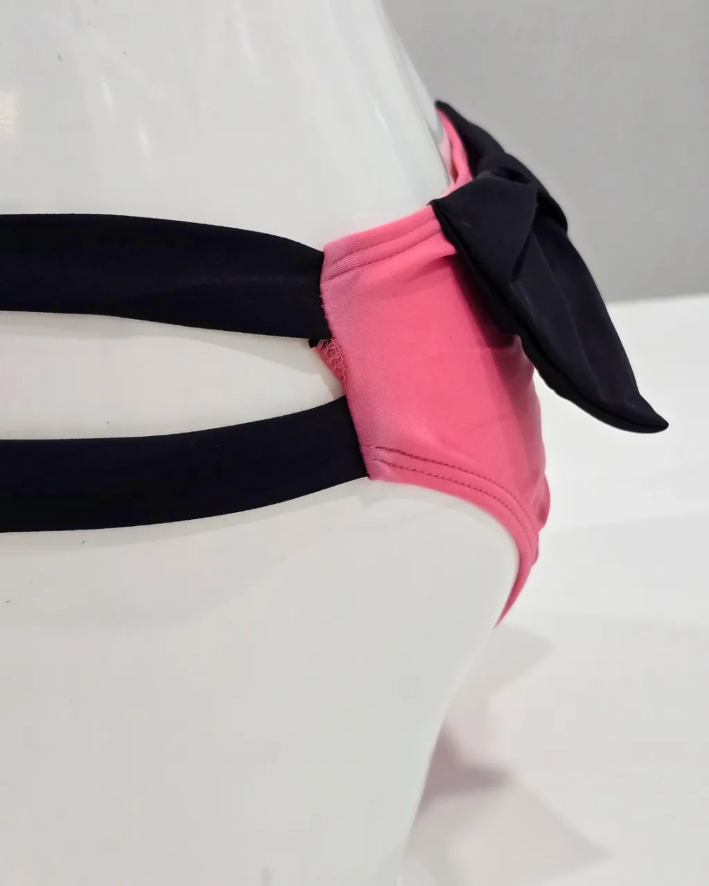Hot Pink & Black Bikini Bottoms | Back Bow Detail XL NWT — photo 5